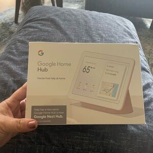 NEW Google Home Hub/Google Nest Hub.
